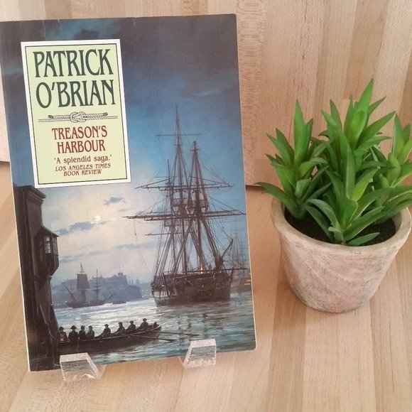 Chronicles by Patrick O'Brian 'Treason's Harbour' - Picture 1 of 2